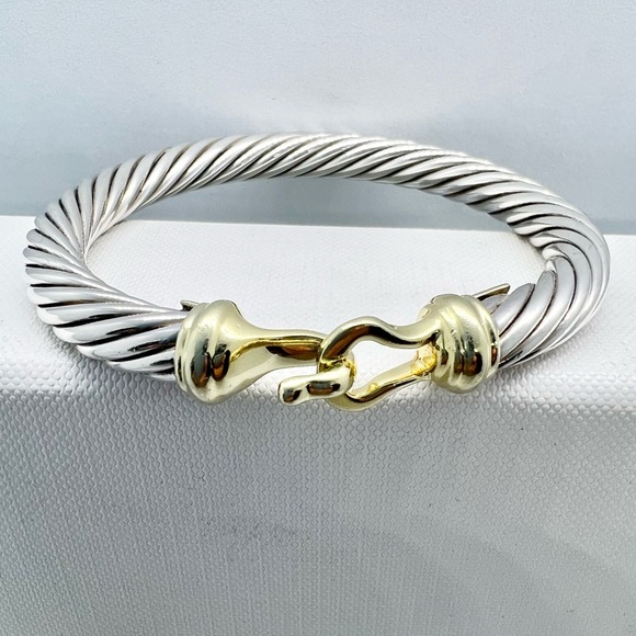 David Yurman 7mm Cable Gold Buckle Bracelet - Picture 5 of 16